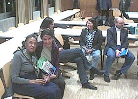 Amelia Boynton Robinson mit Zuhörern