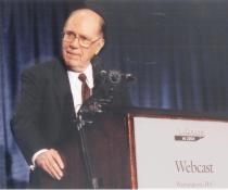 LaRouche präsentiert die Gegenrede zu Bushs State of the Union