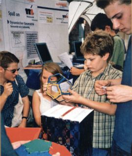 Dynamische Geometrie mit Kindern